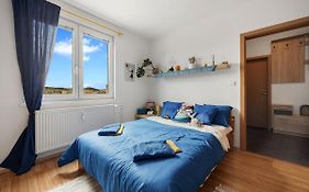 Kristalina Apartment
